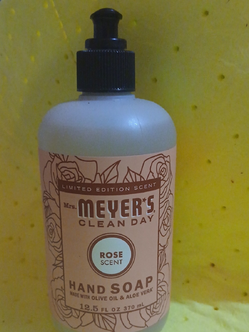 mrs meyers clean day limited edition Rose Hand Soap nwt - Picture 5 of 5